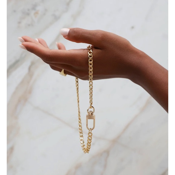 Gold choker necklace in new condition - Picture 4 of 4